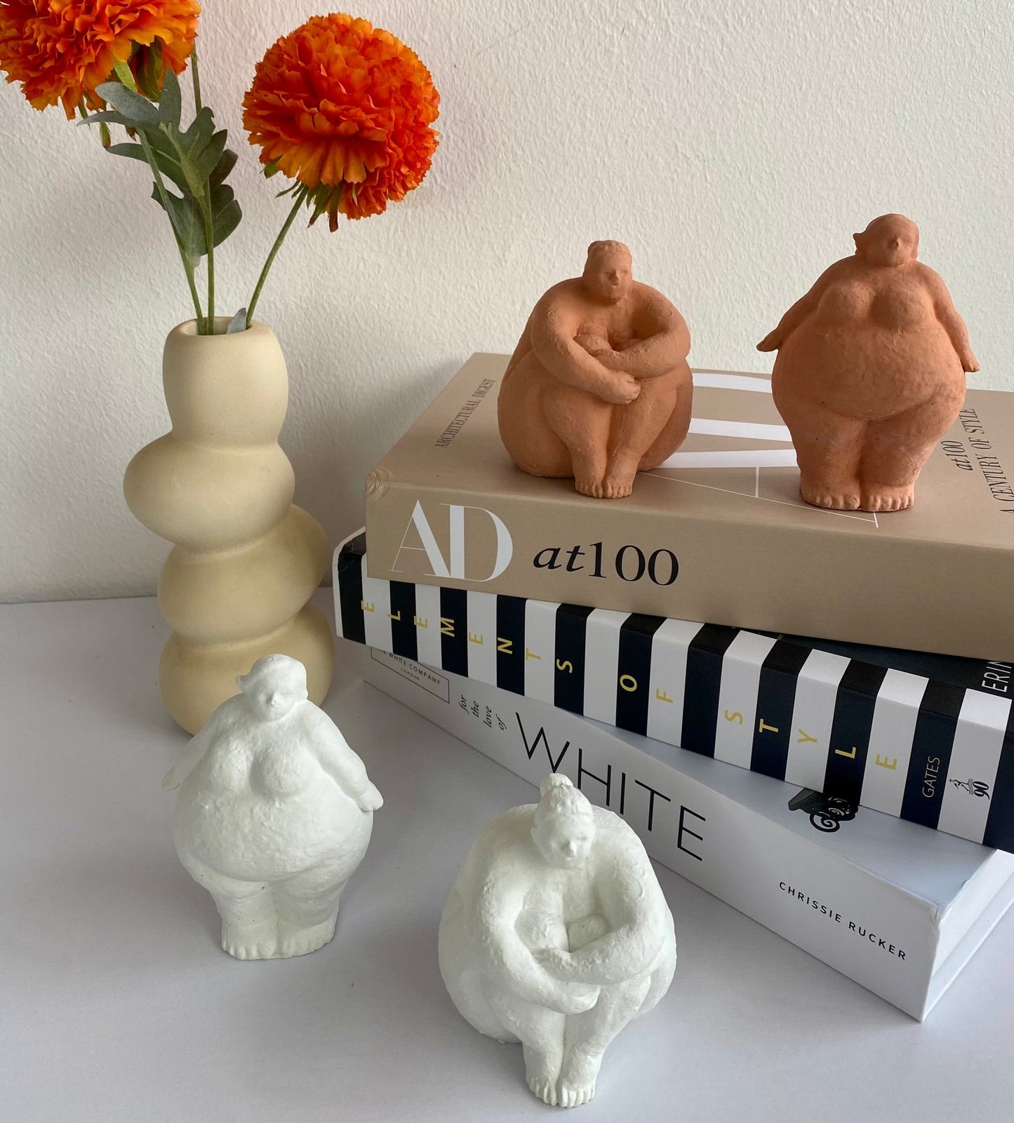 Fat Lady Nordic Creative Woman Statue, Bookend Curvy Girls Figurine, Abstract Concrete Art, Women's Desk Decor, Plus Size Art, Shelf Decor, Modern Desk Accent - Urban.Picks