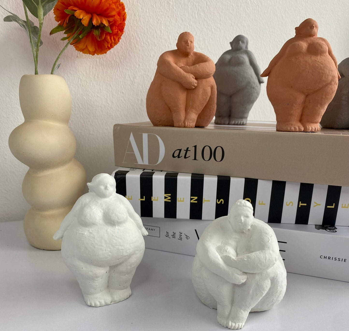Fat Lady Nordic Creative Woman Statue, Bookend Curvy Girls Figurine, Abstract Concrete Art, Women's Desk Decor, Plus Size Art, Shelf Decor, Modern Desk Accent - Urban.Picks