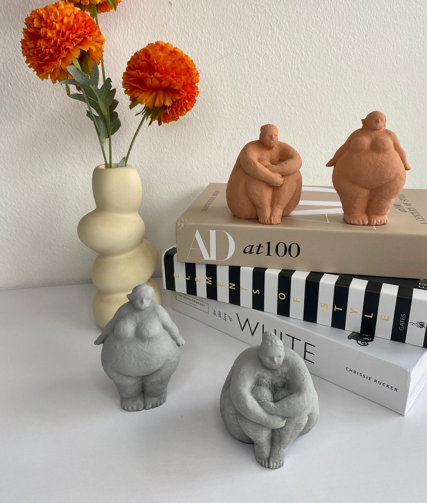 Fat Lady Nordic Creative Woman Statue, Bookend Curvy Girls Figurine, Abstract Concrete Art, Women's Desk Decor, Plus Size Art, Shelf Decor, Modern Desk Accent - Urban.Picks