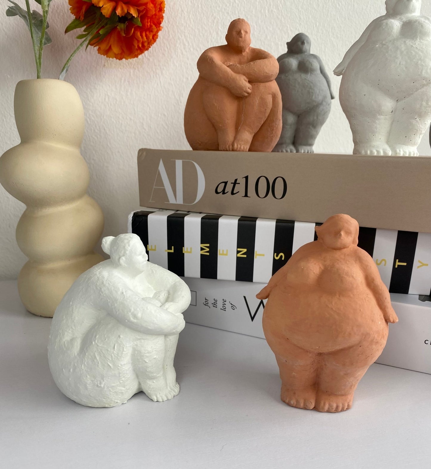 Fat Lady Nordic Creative Woman Statue, Bookend Curvy Girls Figurine, Abstract Concrete Art, Women's Desk Decor, Plus Size Art, Shelf Decor, Modern Desk Accent - Urban.Picks