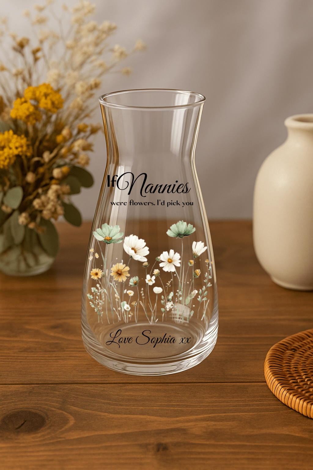 Personalised Floral Glass Vase – Custom Floral Gift for Mum, Nan, Grandma, Nanny, Teacher, Friend - Urban.Picks